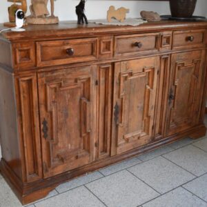 credenza