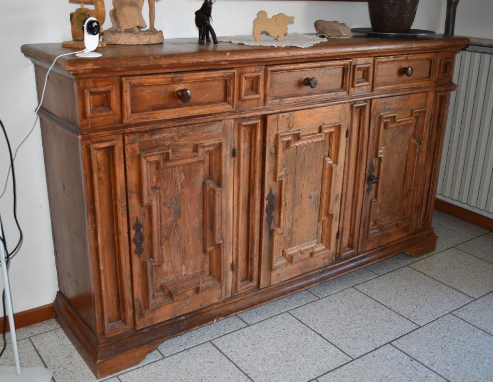 credenza